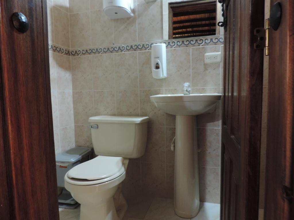 Hotel Los Geranios Ντουιτάμα Δωμάτιο φωτογραφία